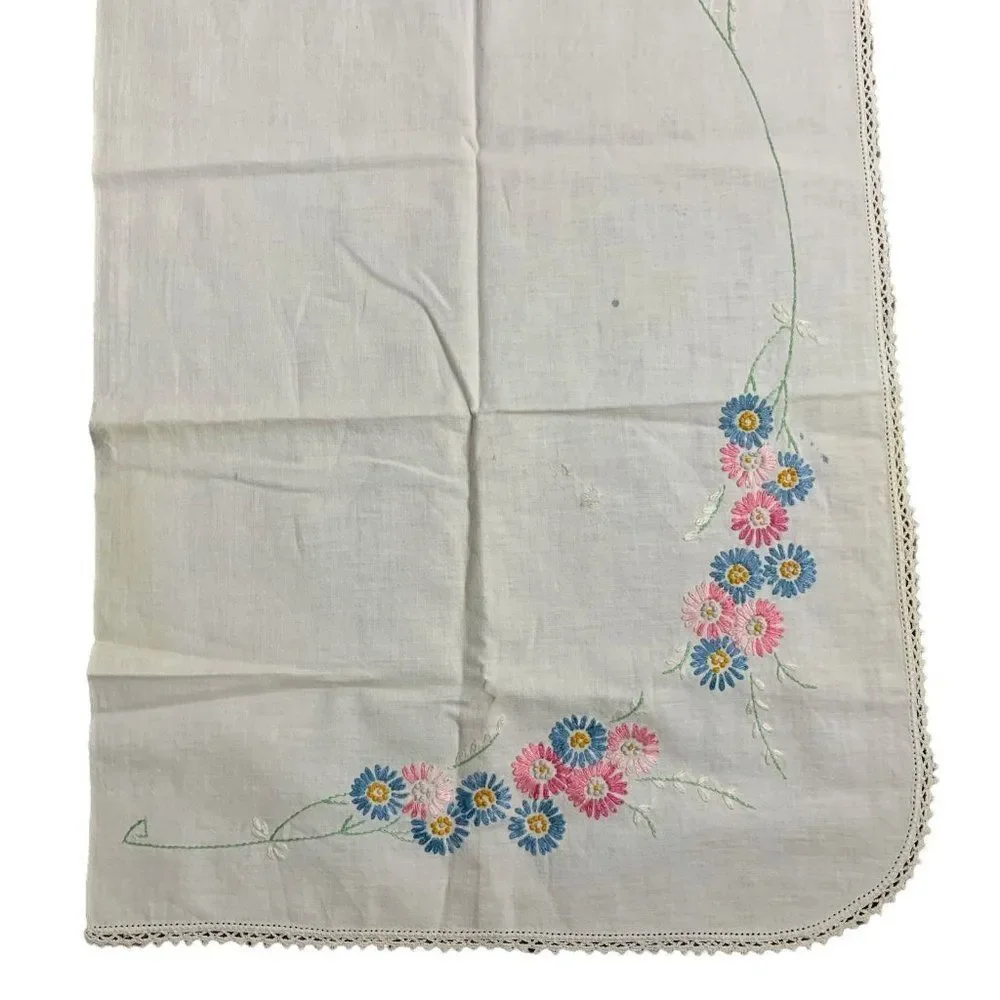 Vintage Hand Embroidered Mantle Scarf Table Runner 45 x 35 White Floral Crochet